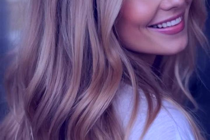 Aria, 21, a dark blonde hazel-eyed latina companion based in Libkovice pod Ripem. Offering 69, Fetish, Striptease, Roleplay. Available for incall and outcall...