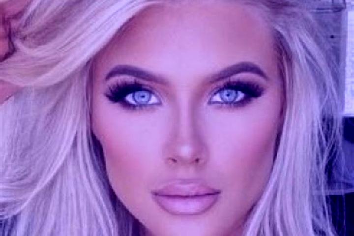 Aria, 21, a platinum blonde grey-eyed latina companion based in Brazzaville. Offering Roleplay, CIM, OWO, Duos. Available for incall and outcall, day and eve...