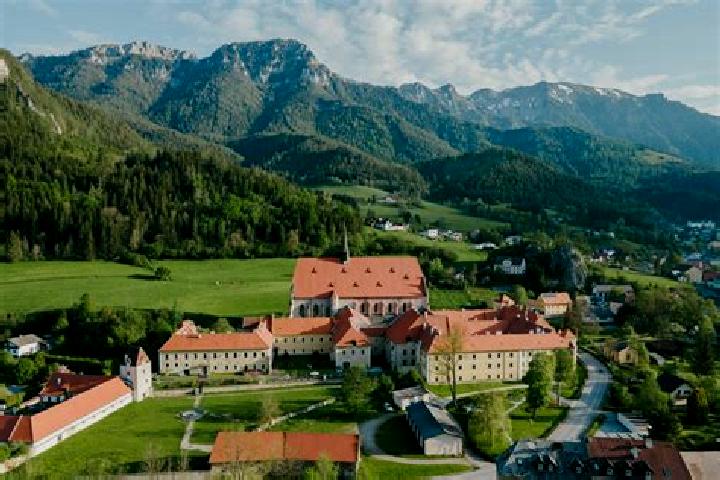 Aria, 21 — Escort in Neuberg an der Muerz, Austria