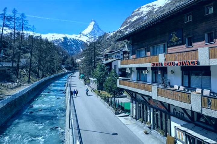 Aria, 21 — Escort in Zermatt, Switzerland