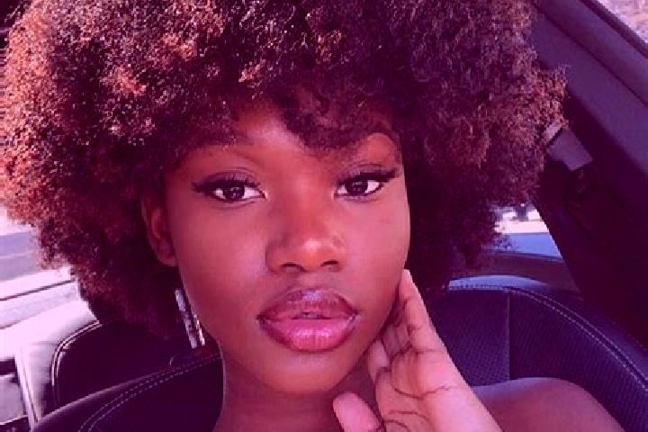 Aria, 22, a black dark-eyed ebony companion based in Veringenstadt. Offering Tantra, CIM, 69, GFE, Party Girl. Available for incall and outcall, overnight bo...