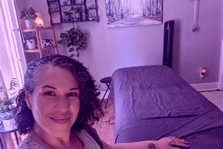 Aria, 22, a red grey-eyed ebony companion based in Tarboro. Offering Erotic Massage, 69, Tantra. Available for incall and outcall, overnight bookings available.