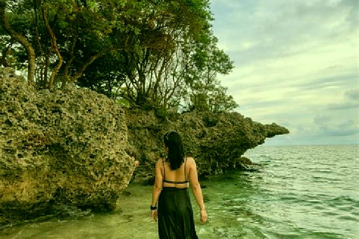 Aria, 22 — Escort in Kibangay, Philippines