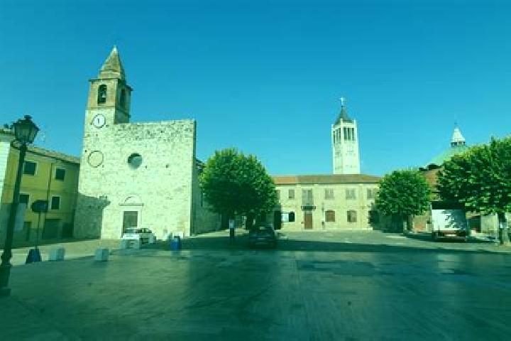 Aria, 22 — Escort in Sant Egidio alla Vibrata, Italy