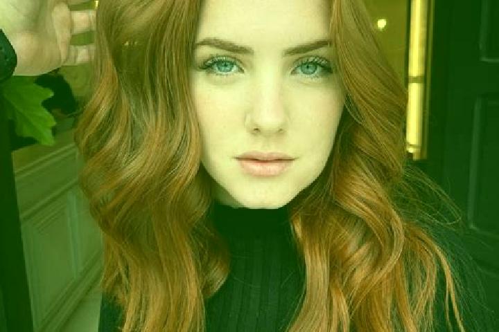 Aria, 23, a auburn blue-eyed ebony companion based in Moftinu Mare. Offering Deep French Kissing, A-Level, Duos. Available for incall and outcall, day and ev...