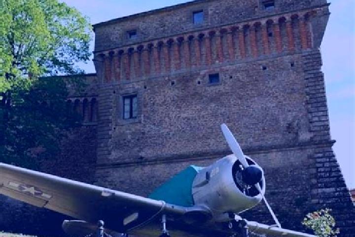 Aria, 23 — Escort in Castel del Rio, Italy