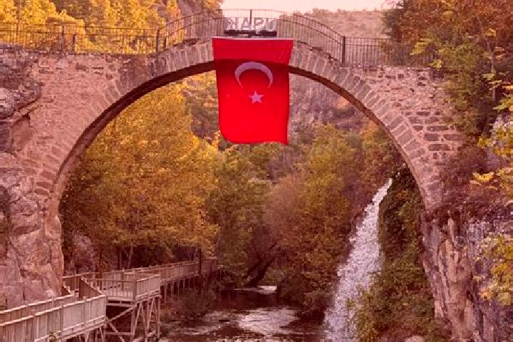 Aria, 23 — Escort in Karahalli, Turkey