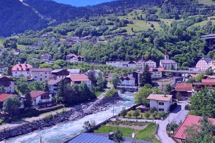 Aria, 23 — Escort in Pians, Austria
