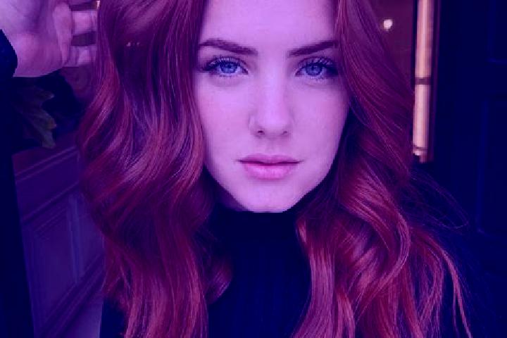 Aria, 24, a auburn blue-eyed caucasian companion based in Kijabe. Offering Striptease, CIM. Available for incall and outcall, day and evening dates.
