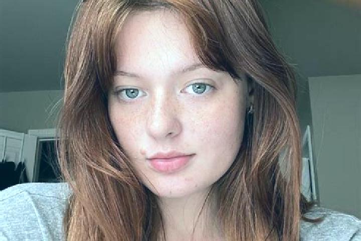 Aria, 24, a auburn grey-eyed ebony companion based in Berninches. Offering Deep French Kissing, Girlfriend Experience, CIM, GFE. Available for incall and out...
