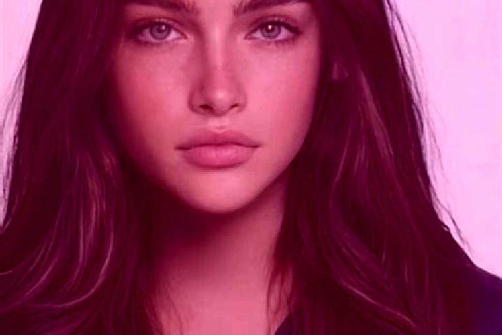 Aria, 24, a brunette amber-eyed caucasian companion based in Voulangis. Offering Couples, Massage, Domination. Available for incall and outcall, day and even...