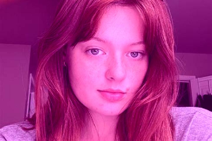 Aria, 24, a chestnut grey-eyed caucasian companion based in Gersfeld. Offering Duos, Massage, Fetish. Available for incall and outcall, day and evening dates.