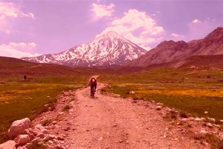 Aria, 24 — Escort in Damavand, Iran