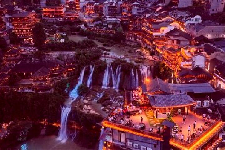 Aria, 24 — Escort in Hunan, China