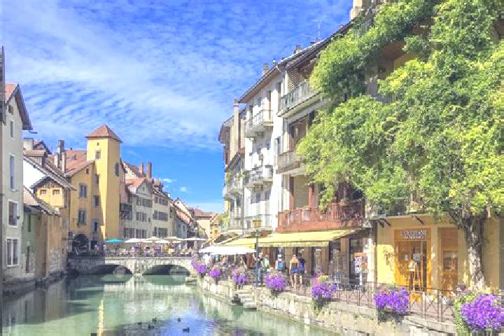 Aria, 24 — Escort in Pont-Remy, France