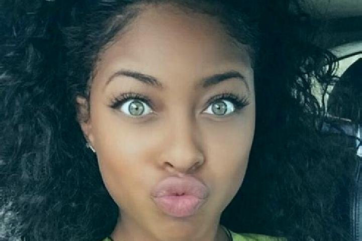 Aria, 25, a black green-eyed ebony companion based in Marcq. Offering Tantra, Fetish, Massage. Available for incall and outcall, day and evening dates.