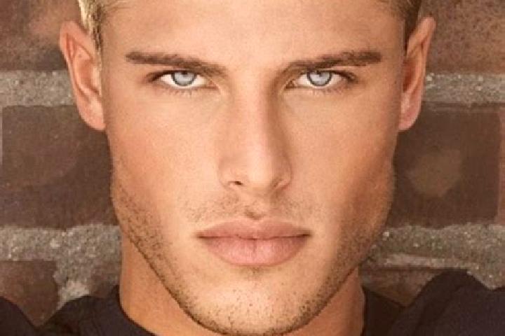 Aria, 25, a blonde amber-eyed caucasian companion based in Florian. Offering Massage, Roleplay, CIM. Available for incall and outcall, day and evening dates.