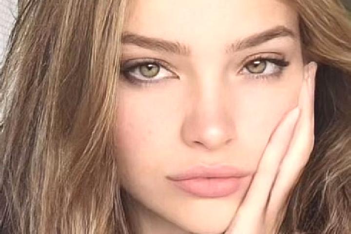 Aria, 25, a dark blonde hazel-eyed mediterranean companion based in Windusari. Offering Deep French Kissing, Overnight, Tantra. Available for incall and outc...
