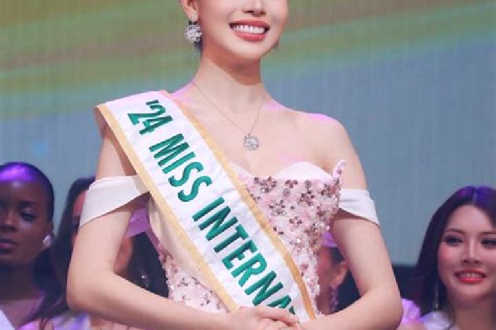 Aria, 25 — Escort in Huynh Huu Nghia, Vietnam