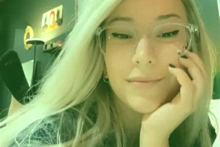 Aria, 26, a blonde dark-eyed caucasian companion based in Kirkby Lonsdale. Offering 69, Erotic Massage, GFE, Duos. Available for incall and outcall, overnigh...