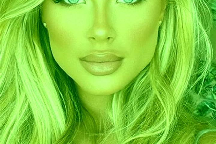 Aria, 26, a blonde hazel-eyed latina companion based in Oradour-sur-Vayres. Offering Girlfriend Experience, BDSM, OWO, Erotic Massage, Dinner Date. Available...