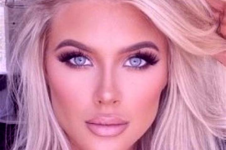 Aria, 26, a platinum blonde green-eyed caucasian companion based in Reid. Offering Overnight, Prostate Massage, OWO, Couples. Available for incall and outcal...