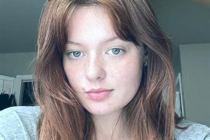 Aria, 26, a red dark-eyed mediterranean companion based in Lipnicki Sor. Offering 69, CIM, GFE, Deep French Kissing, Massage. Available for incall and outcal...