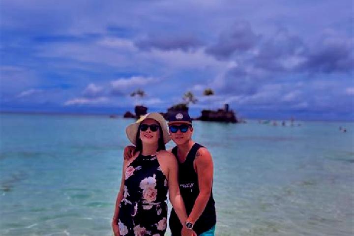Aria, 26 — Escort in Loon, Philippines