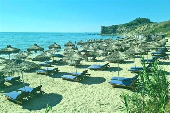 Aria, 26 — Escort in Portez, Albania
