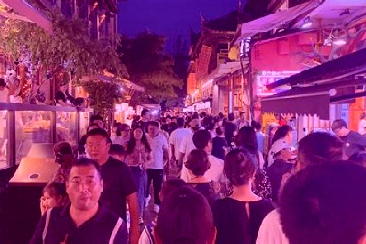 Aria, 26 — Escort in Xipu, China