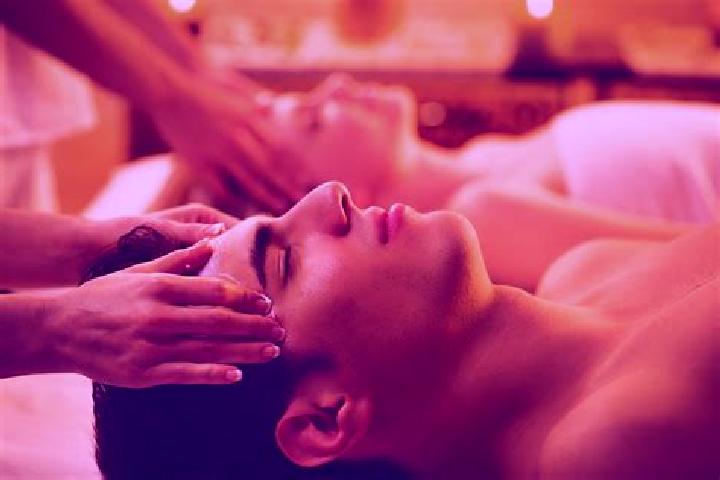 Aria, 27, a auburn amber-eyed mixed companion based in Kismaros. Offering Massage, Deep French Kissing, Erotic Massage. Available for incall and outcall, day...