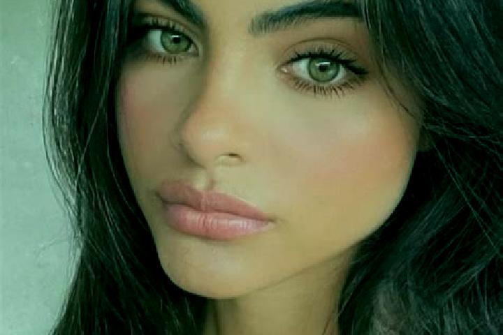 Aria, 27, a black grey-eyed indian companion based in Dumenza. Offering BDSM, Overnight, Striptease, Domination. Available for incall and outcall, overnight ...