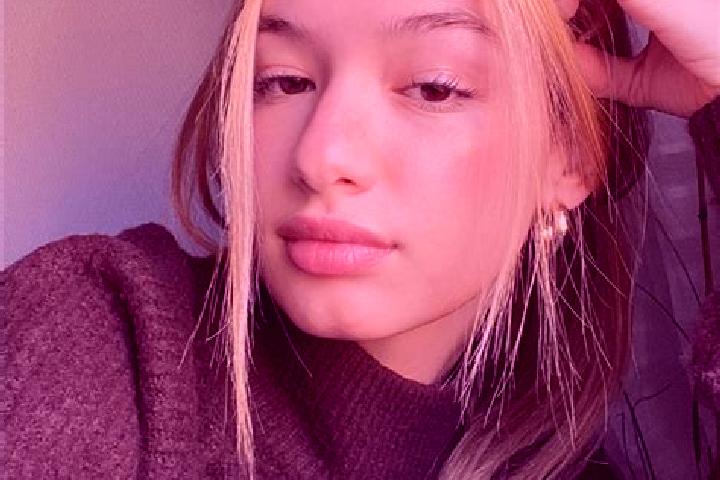 Aria, 27, a blonde brown-eyed mediterranean companion based in Senguio. Offering Deep French Kissing, Duos, Fetish, Dinner Date. Available for incall and out...