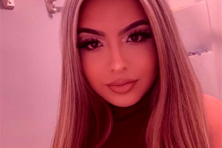 Aria, 27, a blonde dark-eyed latina companion based in Brookside. Offering Roleplay, A-Level, Domination, 69, BDSM. Available for incall and outcall, day and...