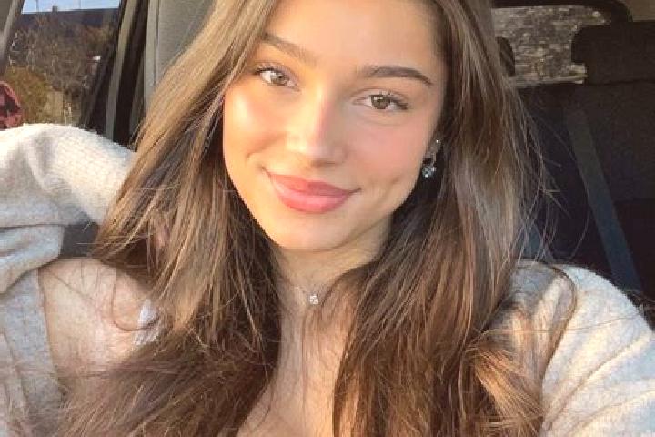 Aria, 27, a brunette blue-eyed ebony companion based in Sikatuna. Offering Party Girl, Roleplay, Tantra, Duos. Available for incall and outcall, day and even...