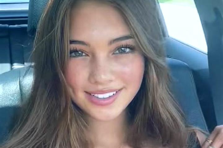 Aria, 27, a brunette brown-eyed slavic companion based in Khasavyurt. Offering GFE, Prostate Massage, Duos. Available for incall and outcall, day and evening...