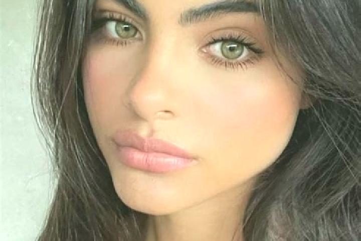 Aria, 27, a brunette dark-eyed mixed companion based in Rittenhouse. Offering Dinner Date, Striptease, GFE, BDSM. Available for incall and outcall, day and e...