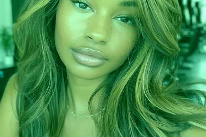 Aria, 27, a dark blonde dark-eyed mediterranean companion based in Hegenheim. Offering 69, A-Level, Dinner Date, Massage, OWO. Available for incall and outca...