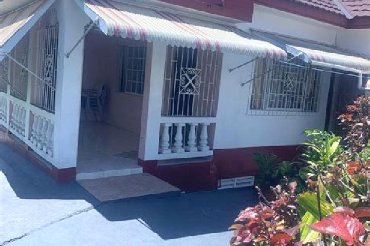 Aria, 27 — Escort in Bethel Town, Jamaica