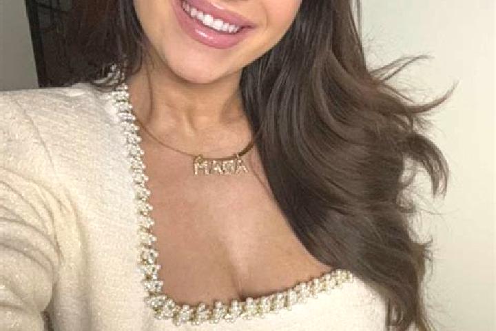 Aria, 27 — Escort in Clare, United States