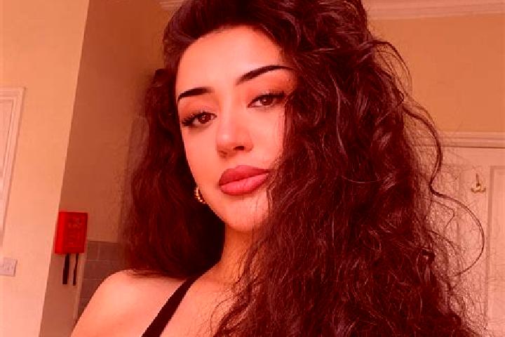 Aria, 27 — Escort in Kapakli, Turkey