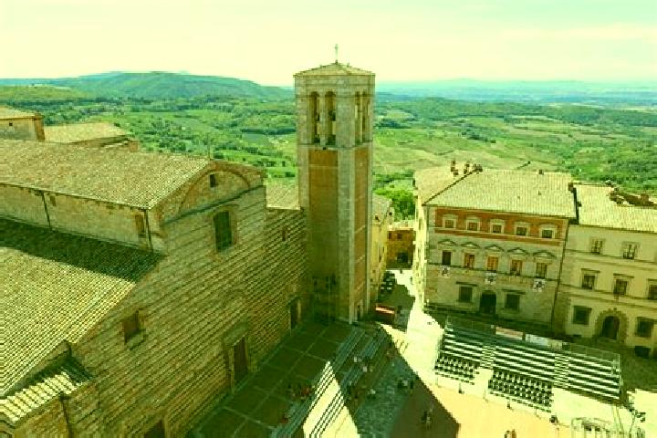 Aria, 27 — Escort in Montepulciano, Italy