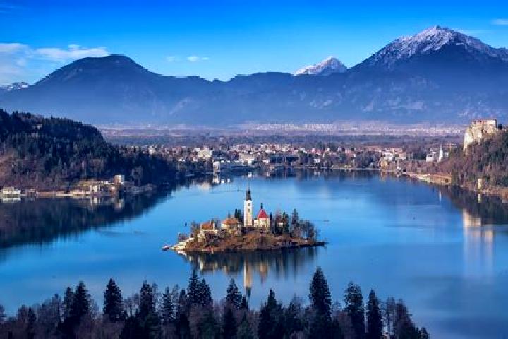 Aria, 27 — Escort in Rogasovci, Slovenia
