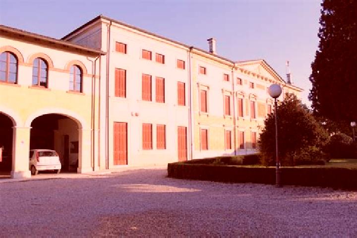 Aria, 27 — Escort in San Pietro di Morubio, Italy