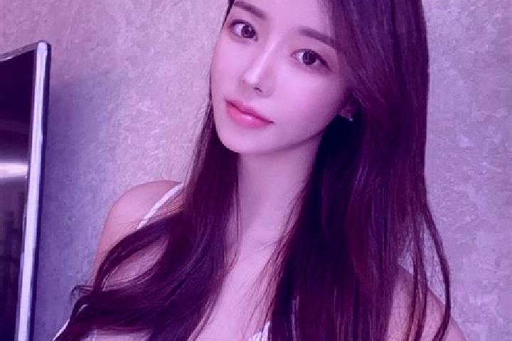 Aria, 27 — Escort in Yingbazha, China