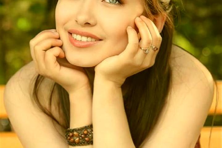 Aria, 28, a auburn blue-eyed asian companion based in Alupka. Offering Duos, Girlfriend Experience, OWO, Overnight, Deep French Kissing. Available for incall...