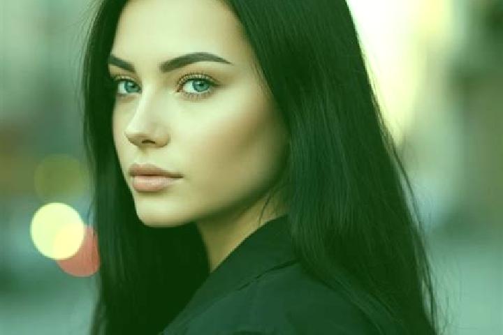 Aria, 28, a auburn blue-eyed latina companion based in Dayton. Offering Girlfriend Experience, Fetish, Erotic Massage, Deep French Kissing. Available for inc...