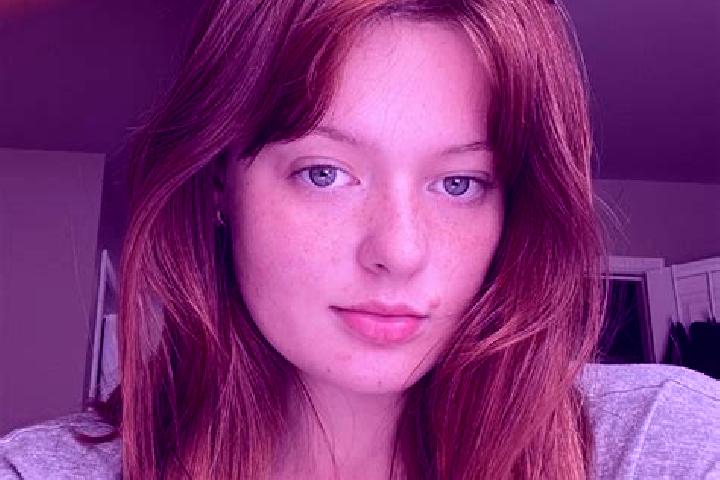 Aria, 28, a auburn grey-eyed ebony companion based in Pfaffenhofen an der Ilm. Offering CIM, BDSM, Massage. Available for incall and outcall, day and evening...