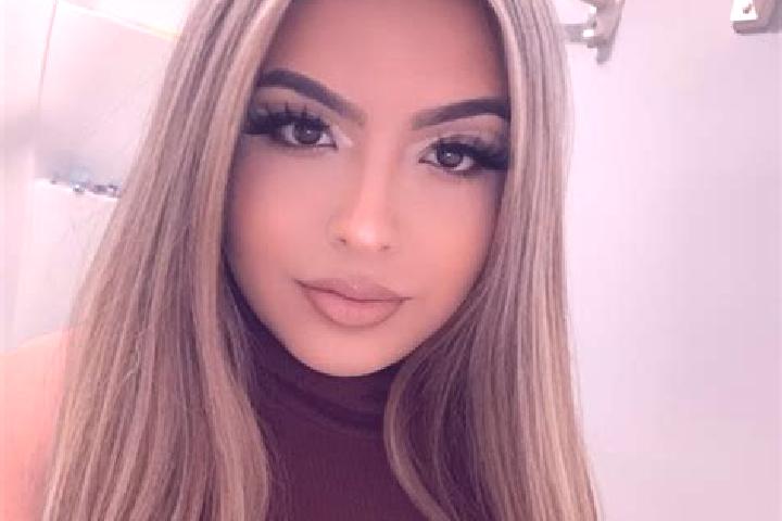 Aria, 28, a blonde amber-eyed latina companion based in Nanyuki. Offering Deep French Kissing, Prostate Massage, Roleplay, GFE. Available for incall and outc...
