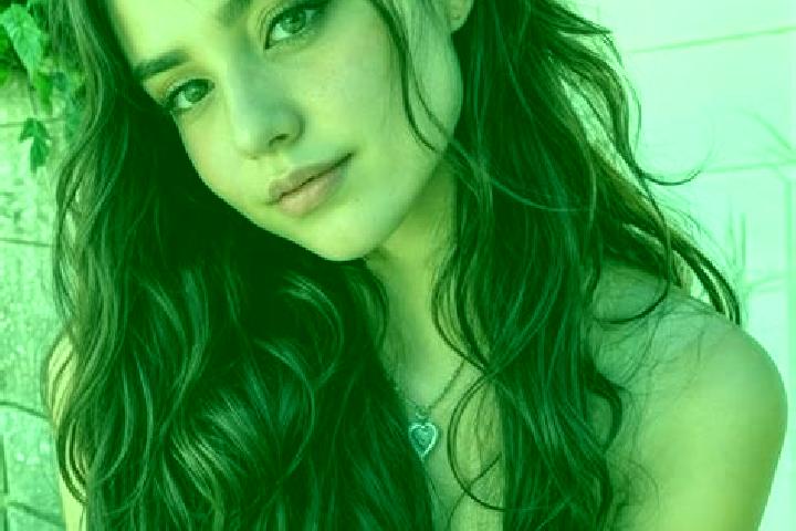 Aria, 28, a chestnut hazel-eyed middle eastern companion based in Harlan. Offering Party Girl, Duos, Deep French Kissing, Tantra. Available for incall and ou...
